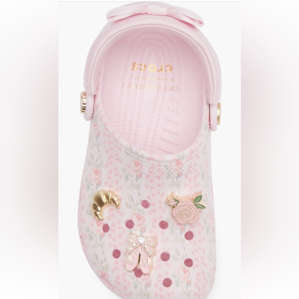 🎀CROCS Kids' x LoveShackFancy Bow Back Classic Clog PINK MILK with Charms🎀 - Picture 4 of 9